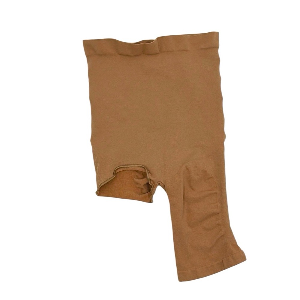 Skims Seamless Sculpt Solution Short Right Leg Exposed Size 4XL / 5XL